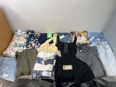 Lot 3427 - Ladies clothing Next, Bershka, REASN, Musera,...