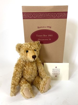 Lot A 1998 boxed, limited edition, Steiff 'Teddy...