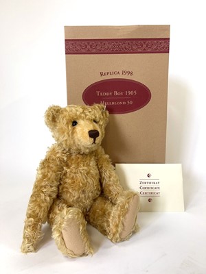 Lot A 1998 boxed, limited edition, Steiff 'Teddy...