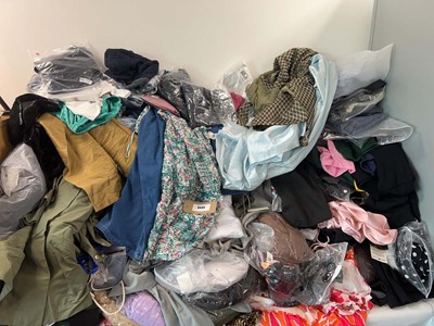 Lot 3449 - Pallet (not Included) mixed adults clothing