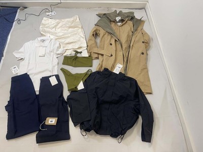 Lot 3835 - COS clothing