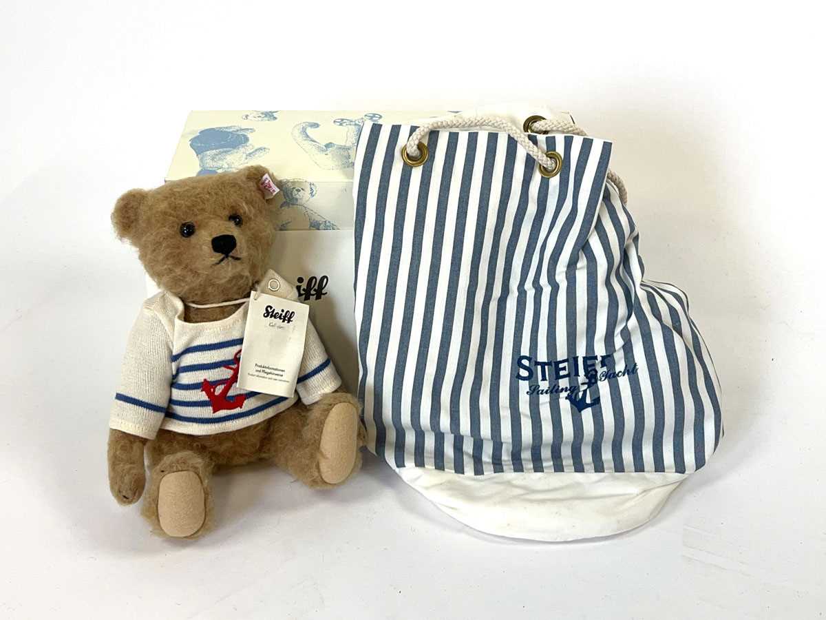 Lot A boxed Steiff limited edition teddy bear...