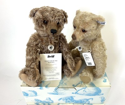 Lot A Steiff 'Wistfull Happy' 1926 replica,...