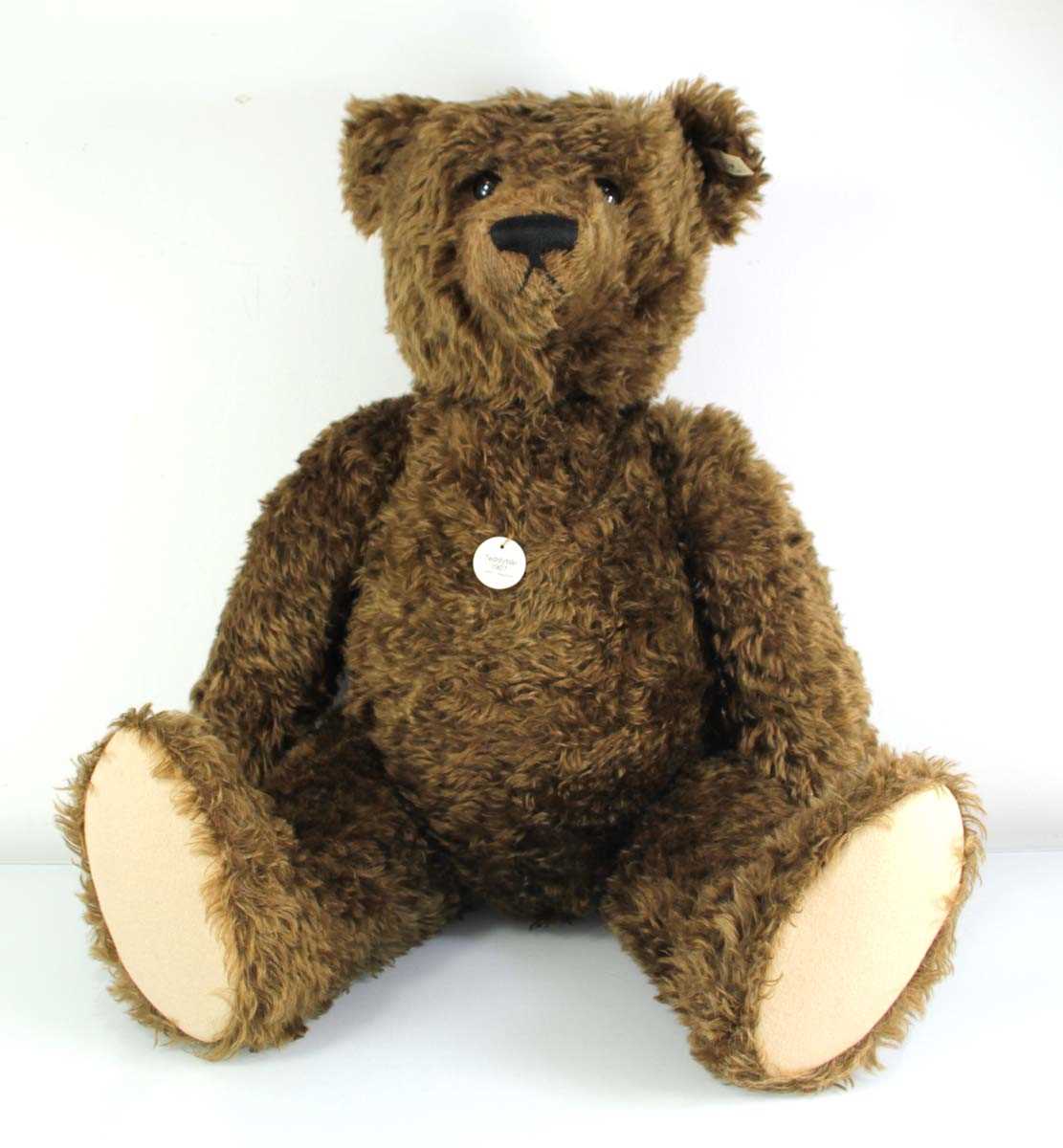 Lot 101 - A limited edition Steiff fully jointed...