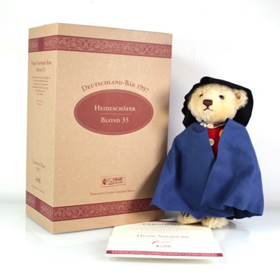 Lot 107 - A limited edition Steiff fully jointed 'Heide...