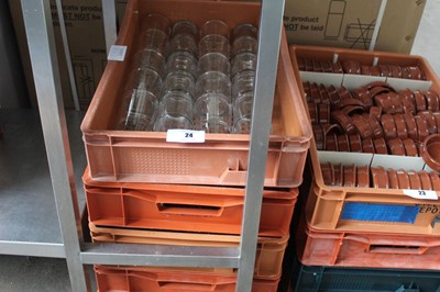 Lot 24 - 5x stacking crates containing pint glasses