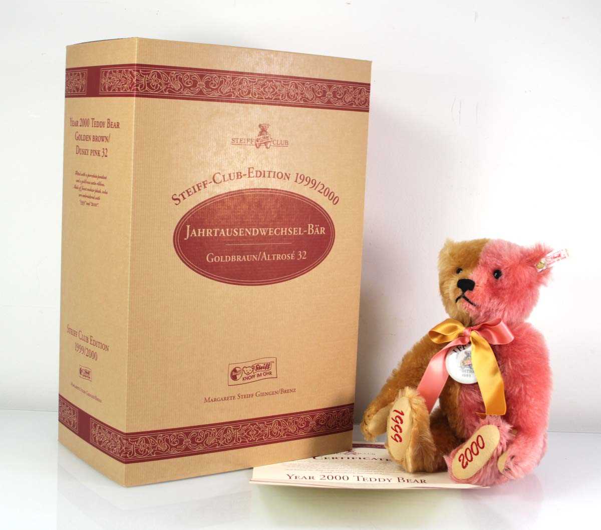 Lot 109 - A limited edition Steiff fully jointed 'Year...
