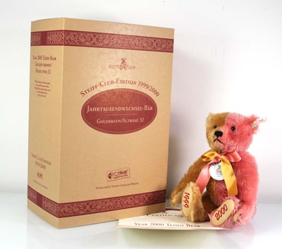 Lot 109 - A limited edition Steiff fully jointed 'Year...