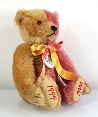 Lot 109 - A limited edition Steiff fully jointed 'Year...