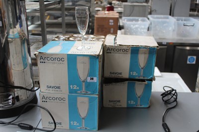 Lot 36 - 6x boxes of Arcoroc champagne flutes