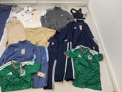 Lot 3866 - Sportswear to include Adidas, Nike, New...