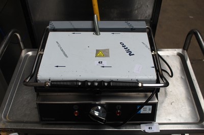 Lot 42 - 40cm electric furnace contact grill