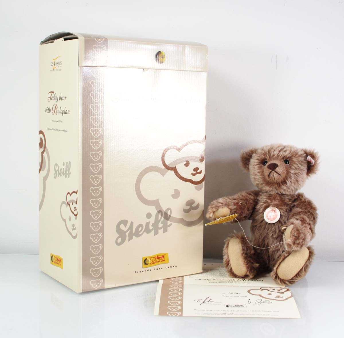 Lot 120 - A limited edition Steiff fully jointed 'Teddy...