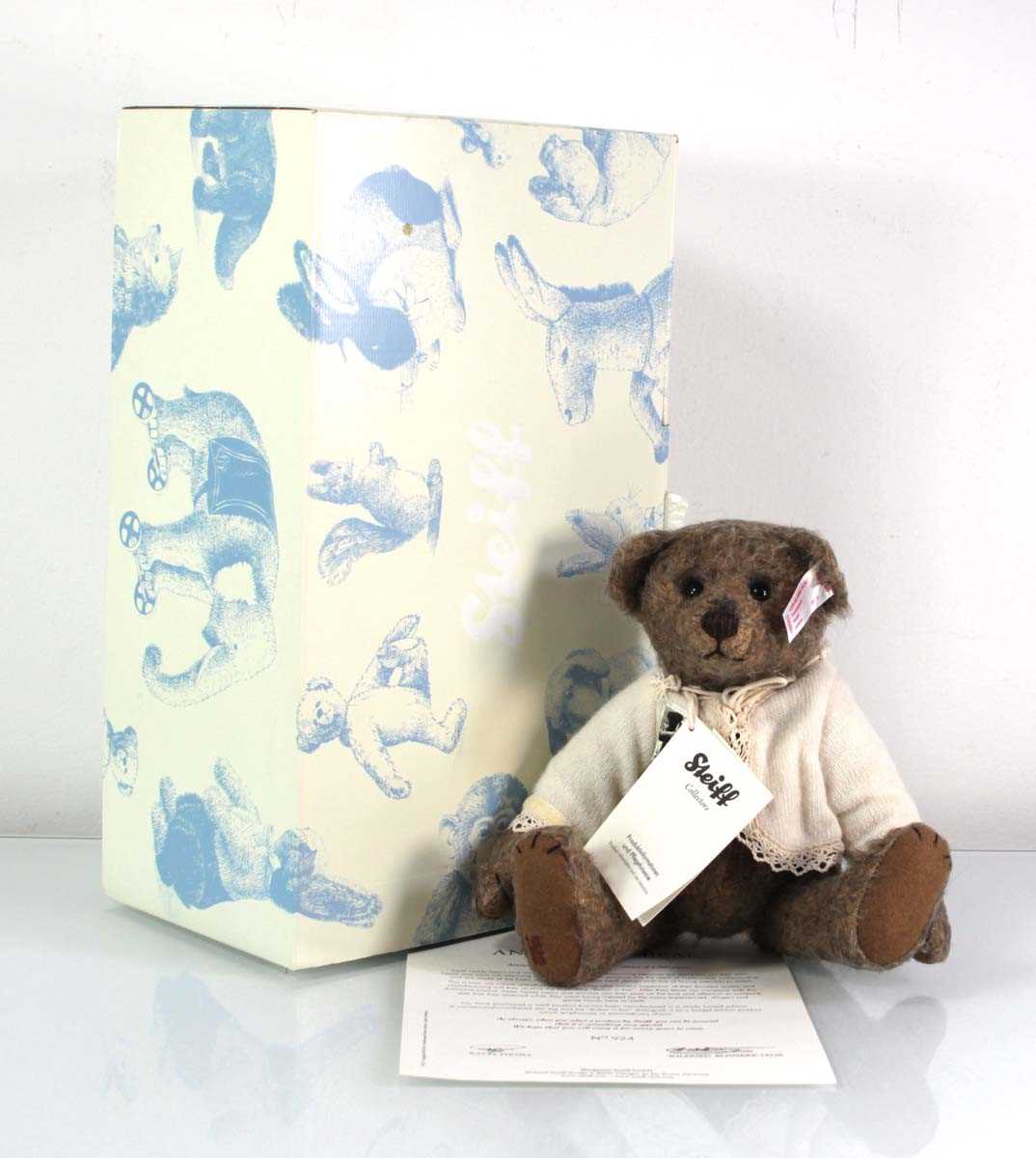 Lot 124 - A limited edition Steiff fully jointed 'Anni'...