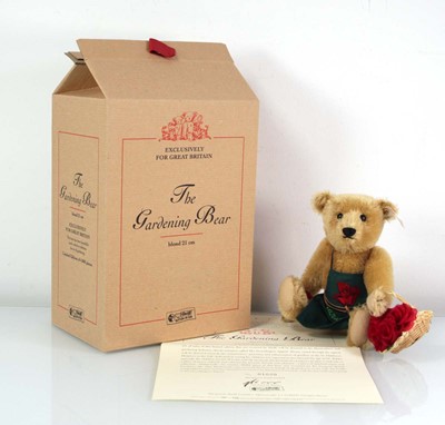 Lot 127 - A limited edition Steiff fully jointed...