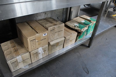 Lot 146 - 6 boxes of estrella and other beer glasses...
