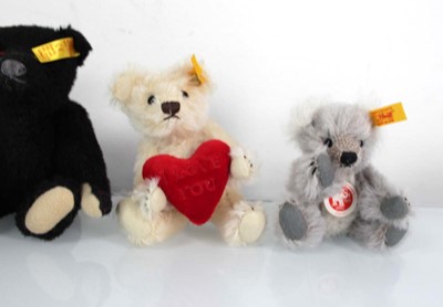 Lot 132 - Five miniature Steiff fully jointed bears...