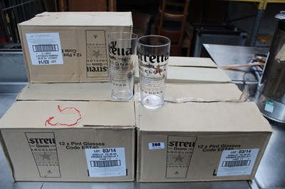 Lot 200 - 5x boxes of Estrella and other pint glasses