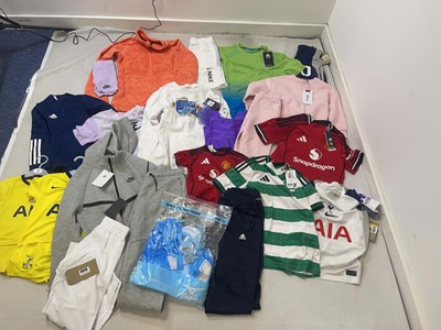 Lot 3878 - Children's sportswear
