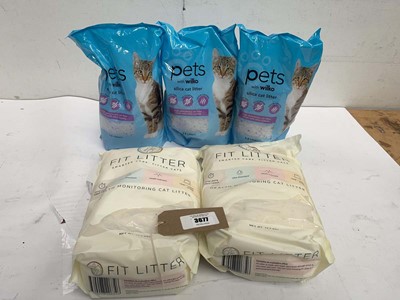 Lot 3677 - 5 bags of cat litter