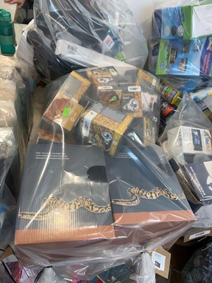 Lot 2288 - Bag of mainly reptile vivarium related items...