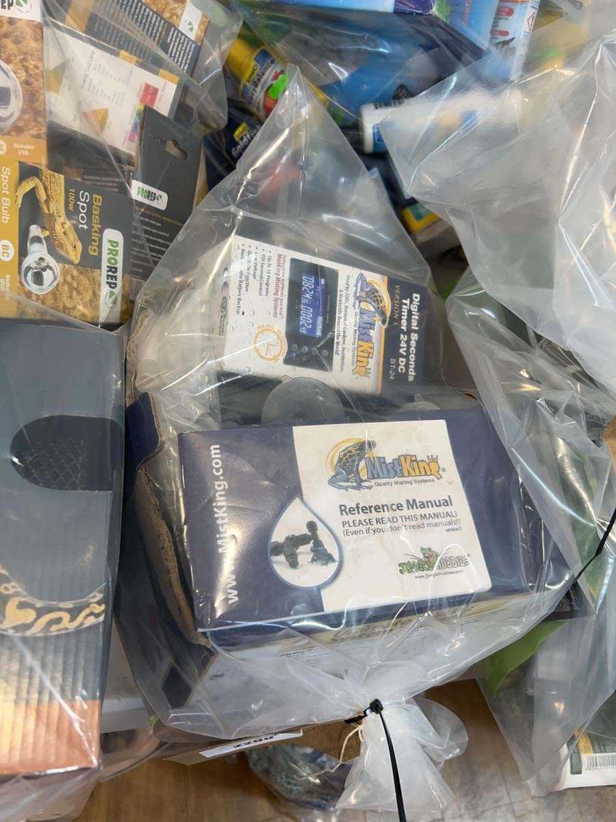 Lot 2290 - Boxed Mist King ultimate misting system