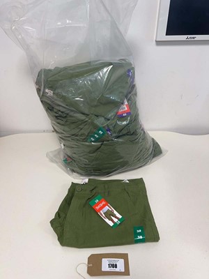 Lot 1708 - Approx. 40 pairs of men's linen blend shorts...