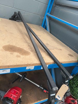 Lot 4053 - Pair of Thule roof bars