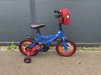 Lot 4028 - Child's Spiderman bike with stabilisers in blue