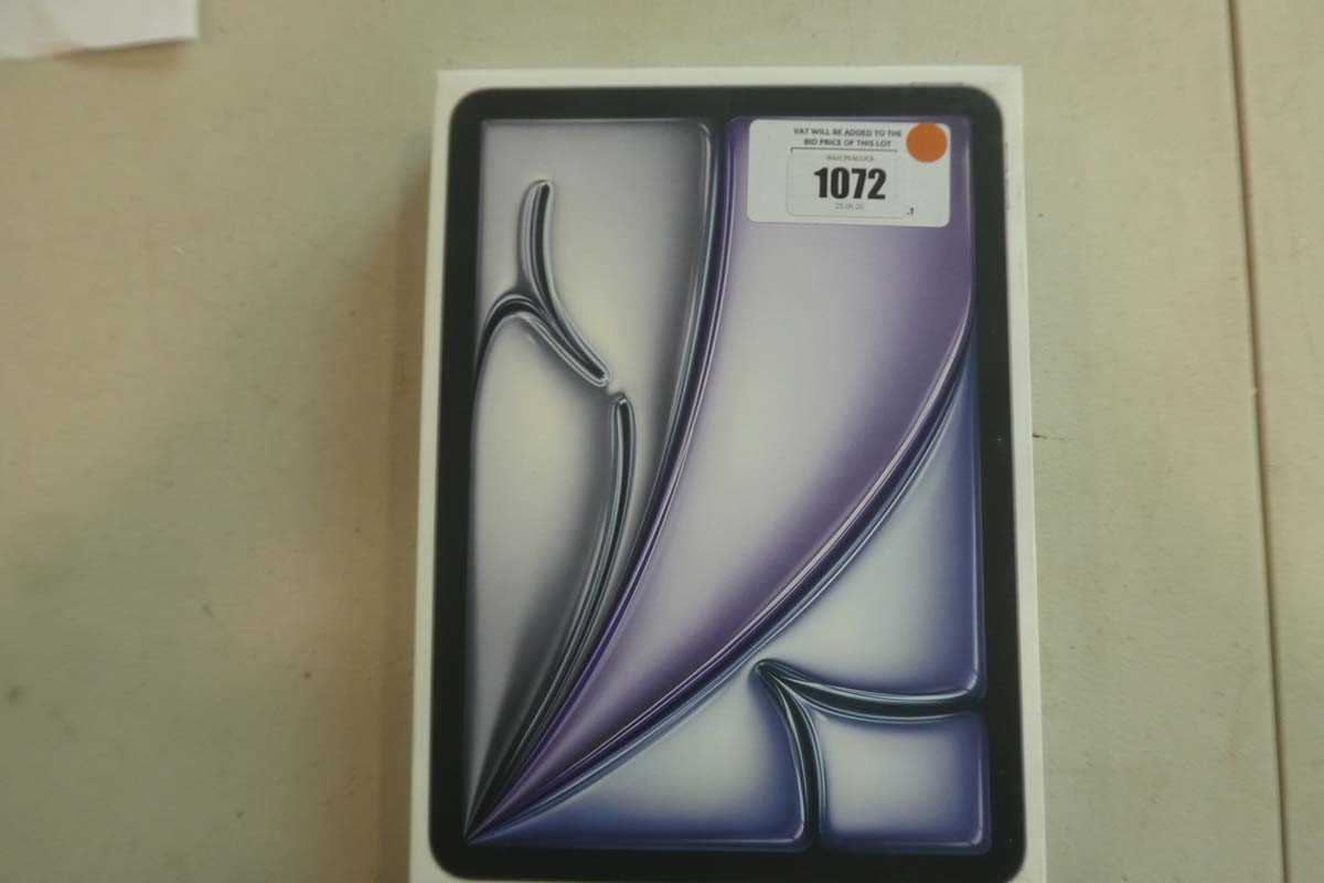 Lot 1072 - Apple iPad Air 11-inch (M3) Wi-Fi, 128GB,...