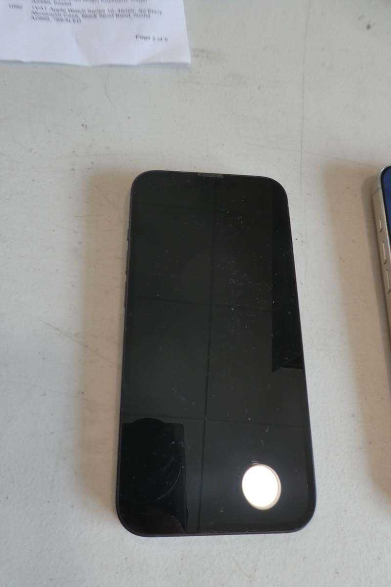 Lot 1077 - Apple iPhone 14, Midnight, 128GB, model A2882