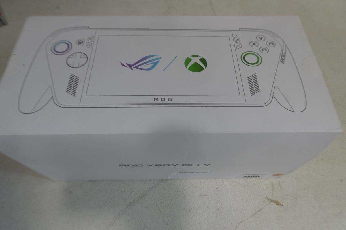 Lot 1109 - ROG XBOX ALLY handheld gaming device, AMD Ryzn...
