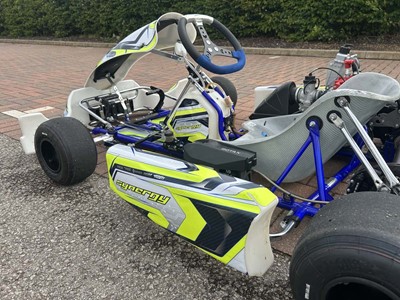 Lot Synergy Rebel rolling chassis go-kart showing...