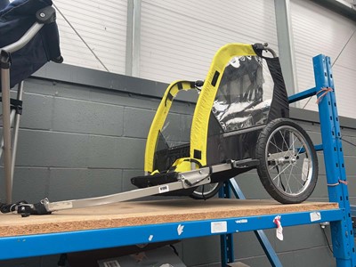 Lot 4100 - Single seat bike tow along trailer