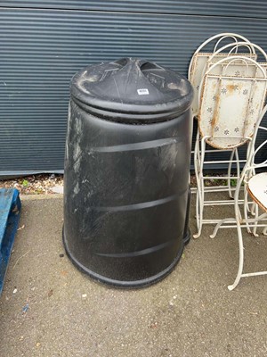 Lot 4231 - 2 plastic compost bins