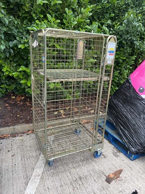 Lot 4245 - Four wheeled caged trolley