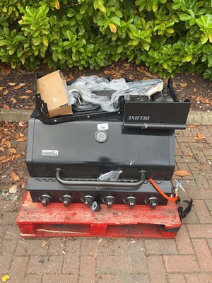 Lot 4261 - Palletised Nex Grill barbecue