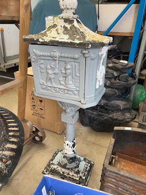 Lot 4304 - Cast iron letter box