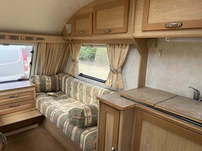 Lot 4272 - Elddis Avante 482 2 berth touring caravan with...