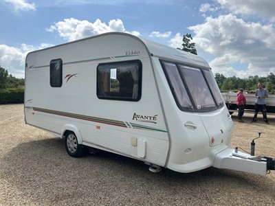 Lot 4272 - Elddis Avante 482 2 berth touring caravan with...