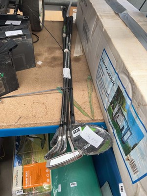 Lot 4320 - Golf clubs, including White Hot putter, Edge...