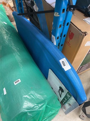 Lot 4336 - Olaian Boogie board