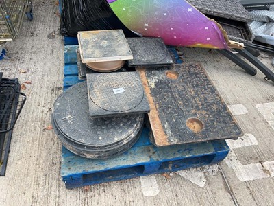 Lot 4266 - Quantity of assorted manhole covers