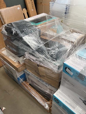 Lot 4402 - Pallet of office printers and keyboards