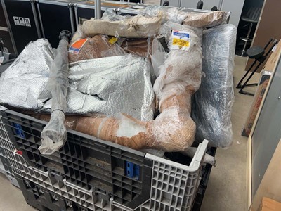Lot 4408 - Pallet of auto parts to include prop shafts,...