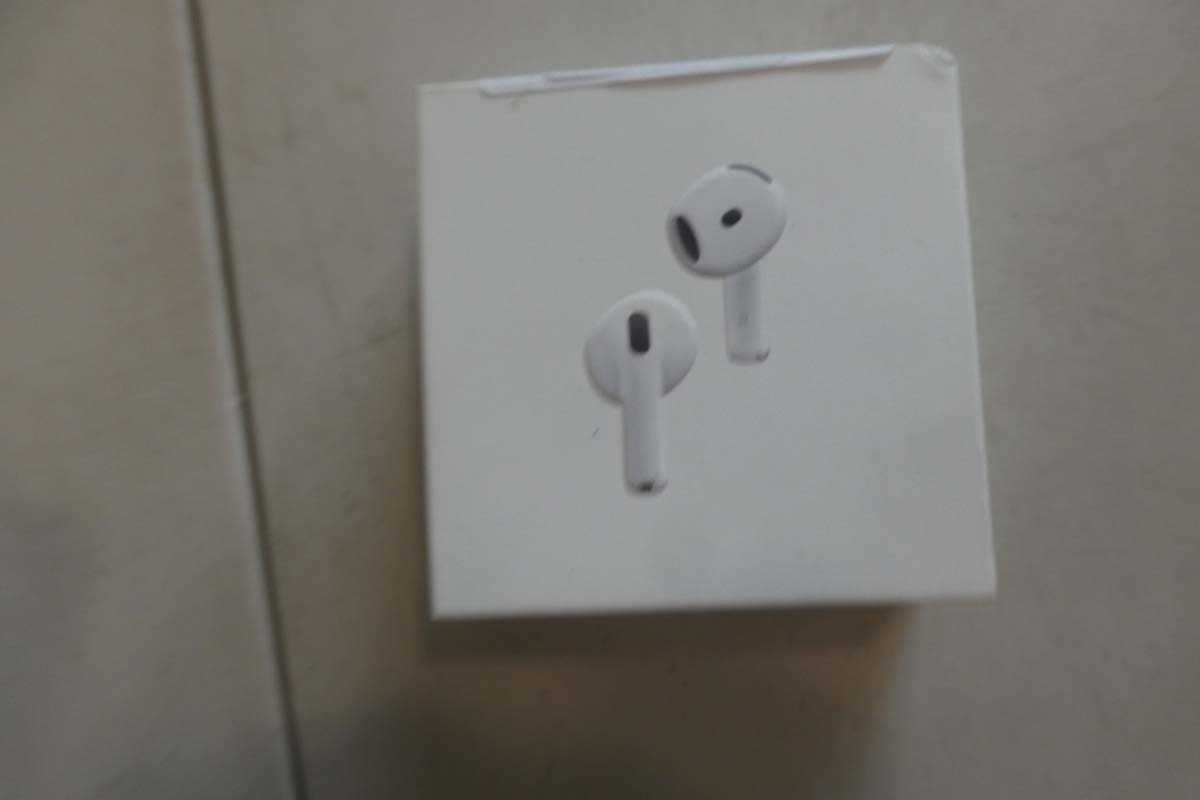 Lot 1168 - Apple AirPods 4 (ANC), boxed