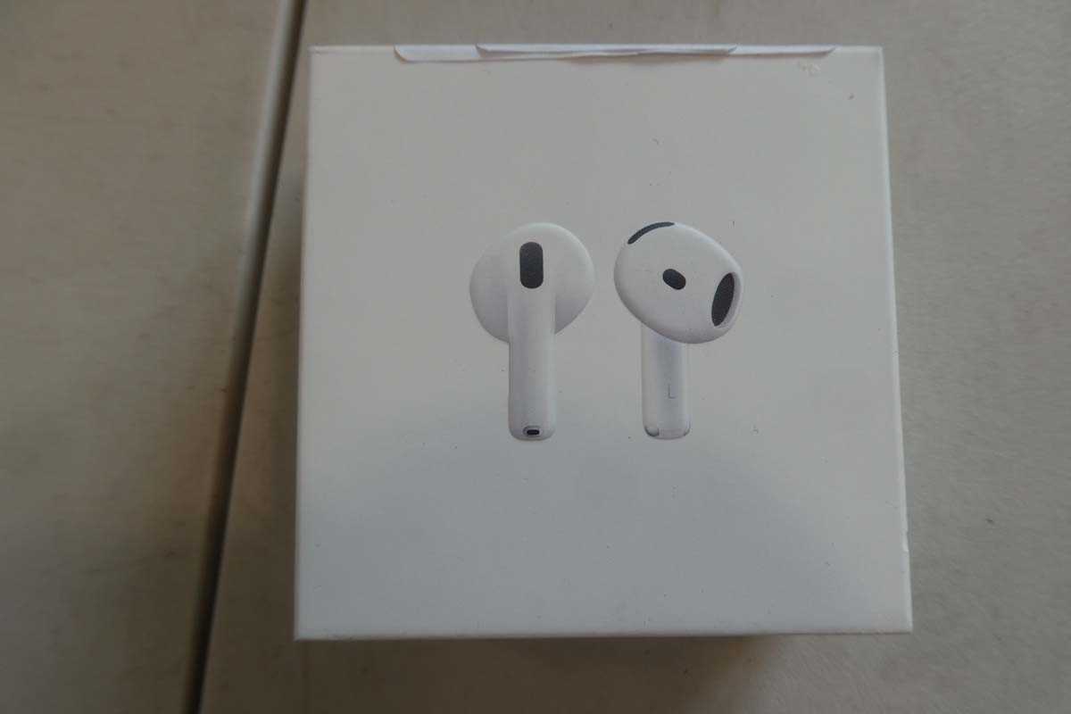 Lot 1171 - Apple AirPods 4, boxed