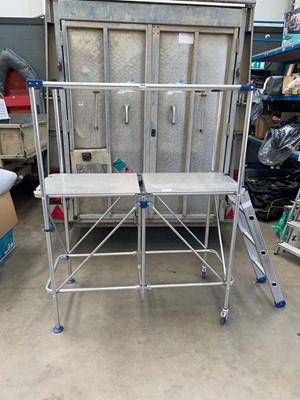 Lot 4346 - Folding aluminium decorators platform with...