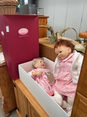 Lot 5098 - Box containing 2 Gotz dolls