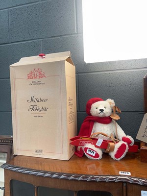 Lot 5024 - Boxed Steiff bear modelled as Skier